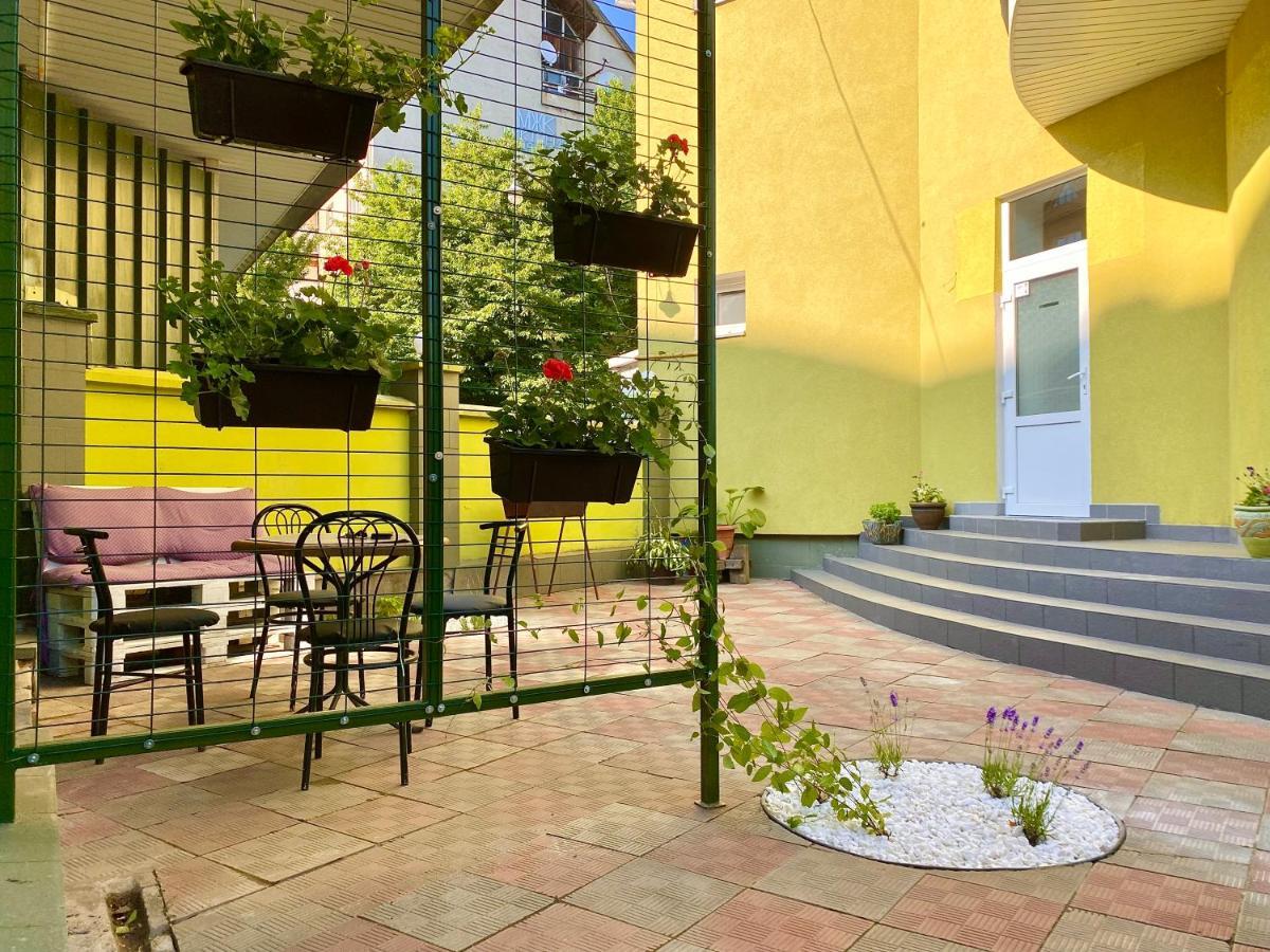 Авіа Uzhhorod Exterior foto