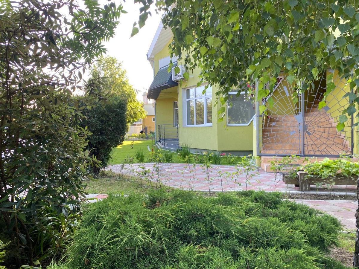 Авіа Uzhhorod Exterior foto